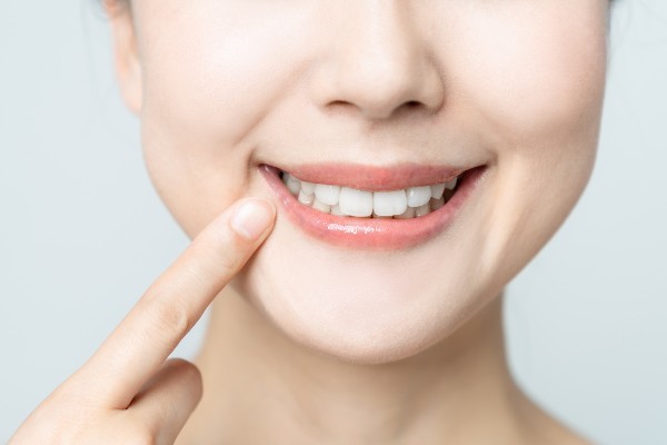 8020運動とは？　健康寿命を伸ばすには20本以上の歯を残すことが大切